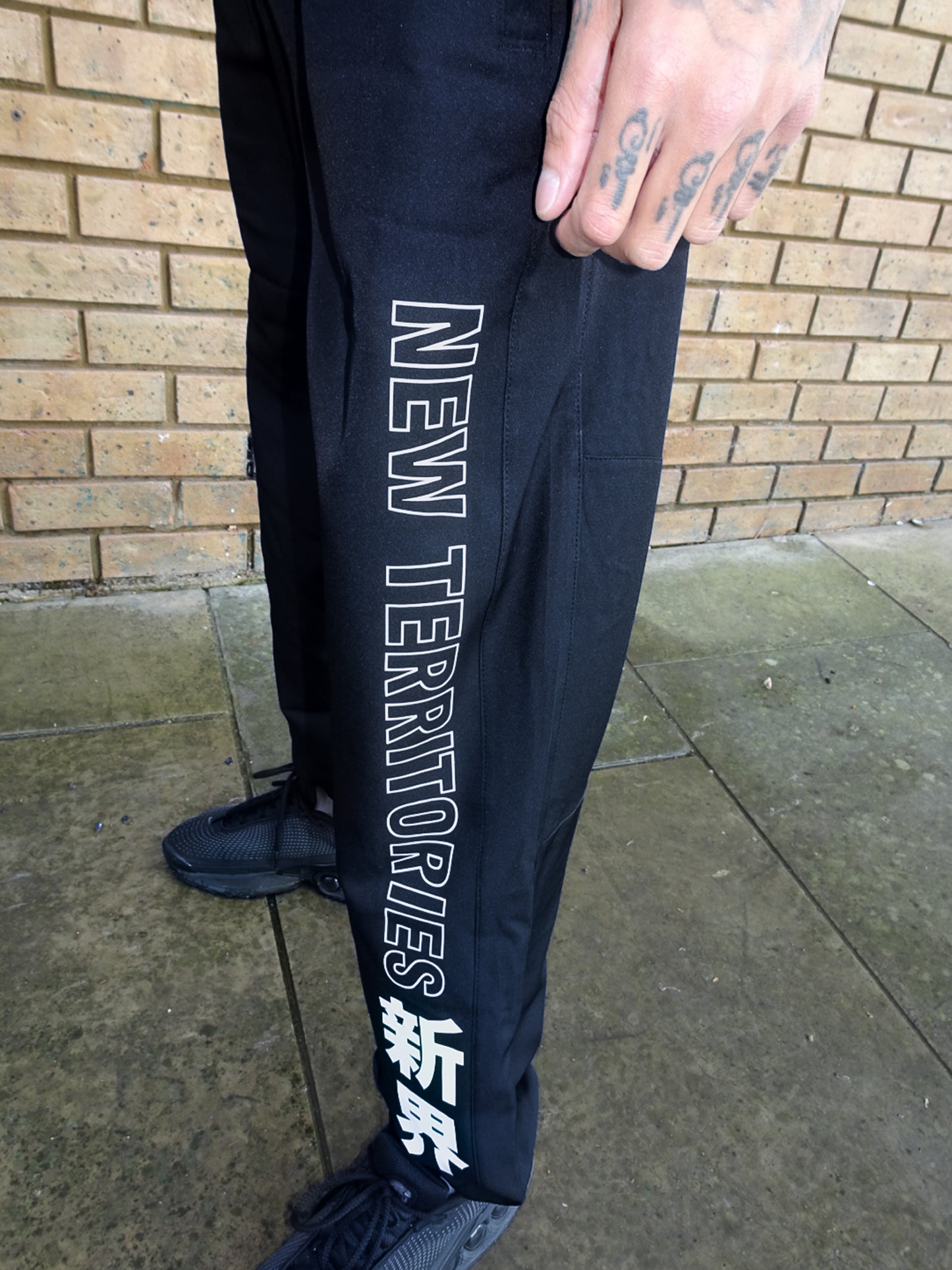 NTSET2B NT BIG LOGO TRACK BOTTOMS